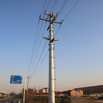 熱いすくいの電流を通された配分の変圧器の電柱の鋼鉄管状の棒の鋼鉄管状の棒
