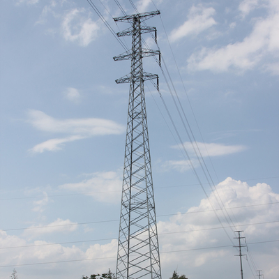 電流を通されたQ235b電気タワーの高圧角タワーを電力線