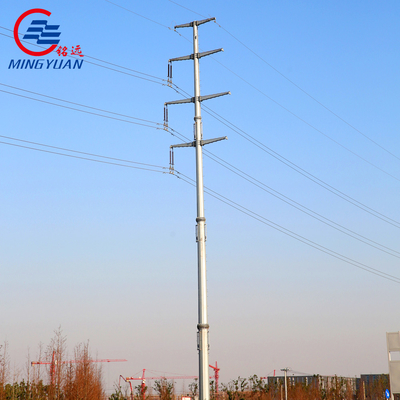 132kv鋼鉄送電線タワー ポールは電力100mの高さに電流を通しました